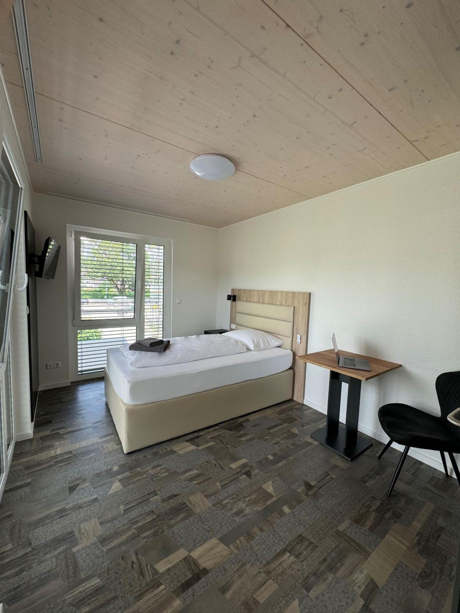 Hotel Lijo, Bei Basel Steinen  Ngoại thất bức ảnh